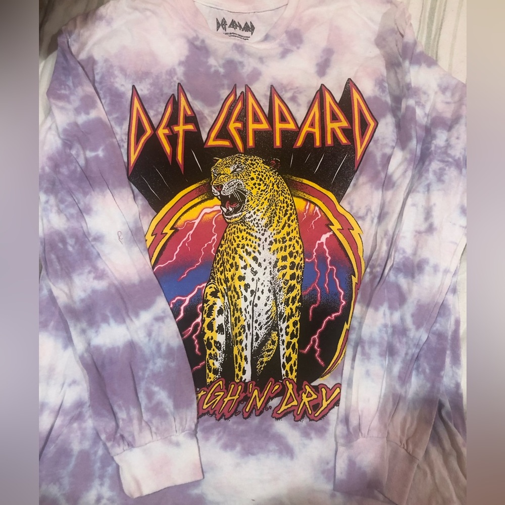 Cotton on Def Leppard tie dye long sleeve.